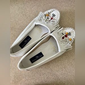 Hunters Run leather moccasins